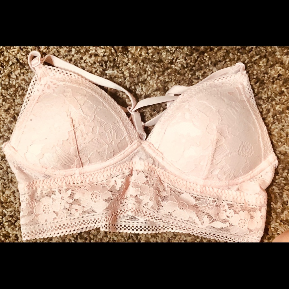 Women’s light pink Lacey bra’let